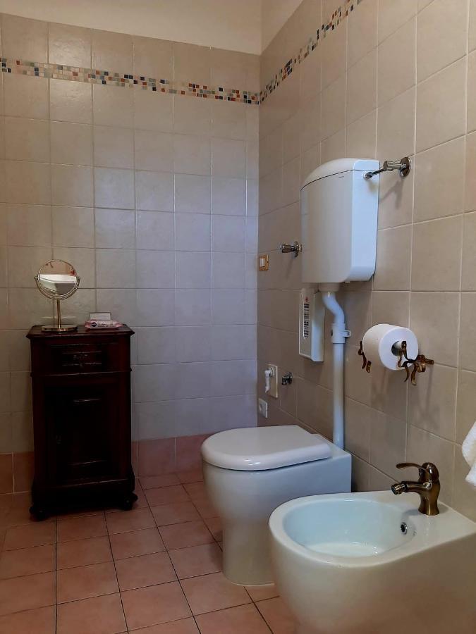 Appartement Charme In Righi à Bologne Extérieur photo